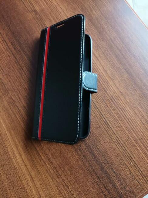 Sprzedam magnetyczne etui do telefonu Huawei Mate 30 Lite