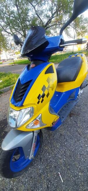 Skuter Kymco Super 9