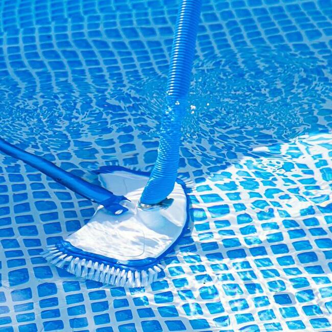 Odkurzacz do czyszczenia basenów Amapool szczotka