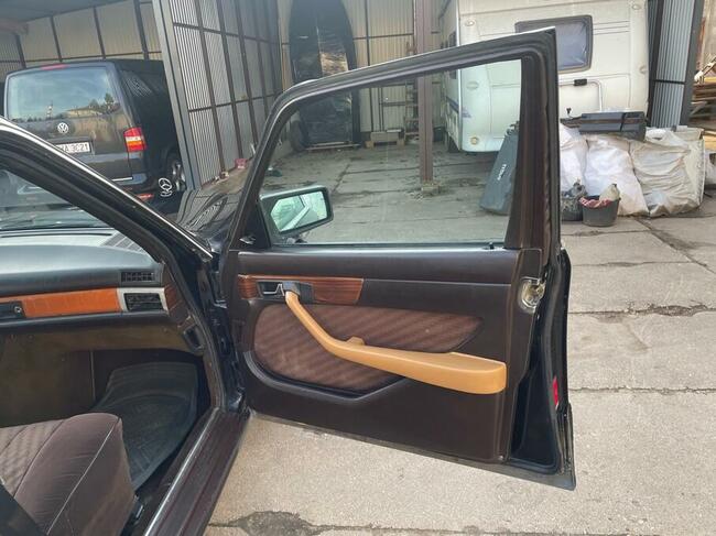 Karawan Mercedes-Benz Klasa S 300 SE 2.8, 1986, youngtimer