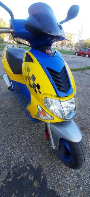 Skuter Kymco Super 9