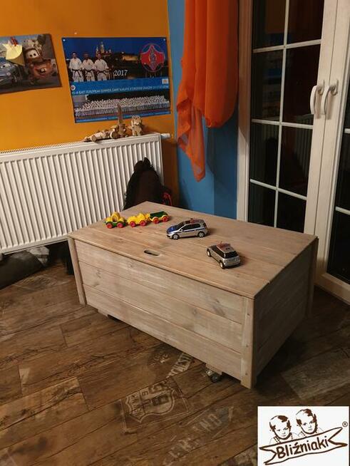 Kufer Skrzynia Na kółkach Drewniana Pojemnik Uniwersalny