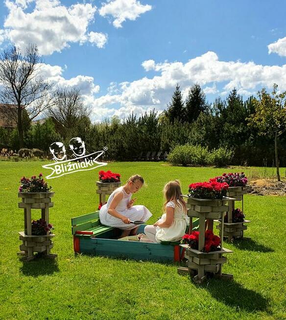 Piaskownica drewniana Zamykana Z Ławeczkami Kolorowa