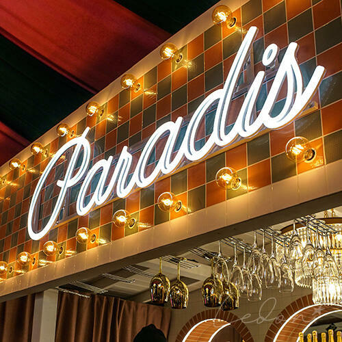 Szyldy reklamowe dla małych i dużych biznesów