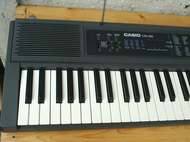 Keyboard Casio CTK-450 z osprzętem