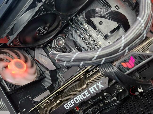 Pc Service - serwis komputerowy, naprawa laptopów.