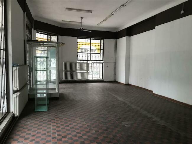 Atrakcyjna lokalizacja, duże okna wystawowe, sprzedam lokal