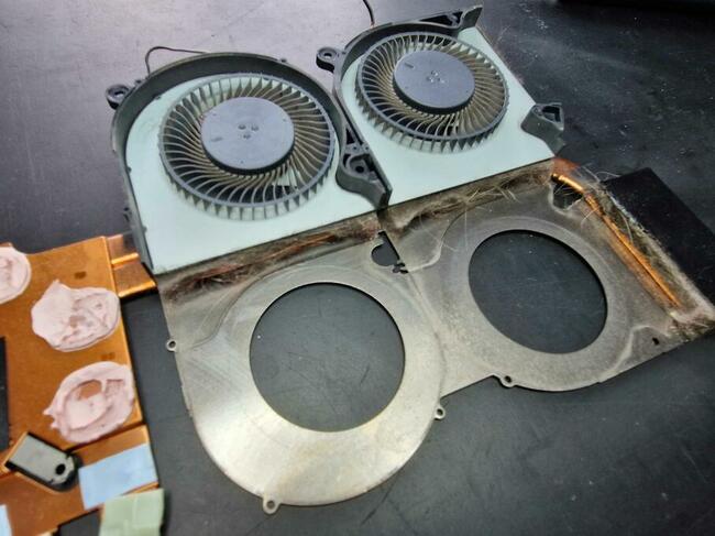 Pc Service - serwis komputerowy, naprawa laptopów.