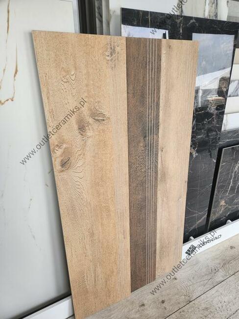 Płytki na schody 120x30 gres drewnopodobny Sentimental
