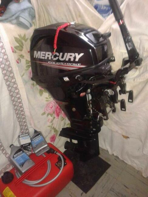 silnik zaburtowy MERCURY F15 sprzedam zamienię na większy