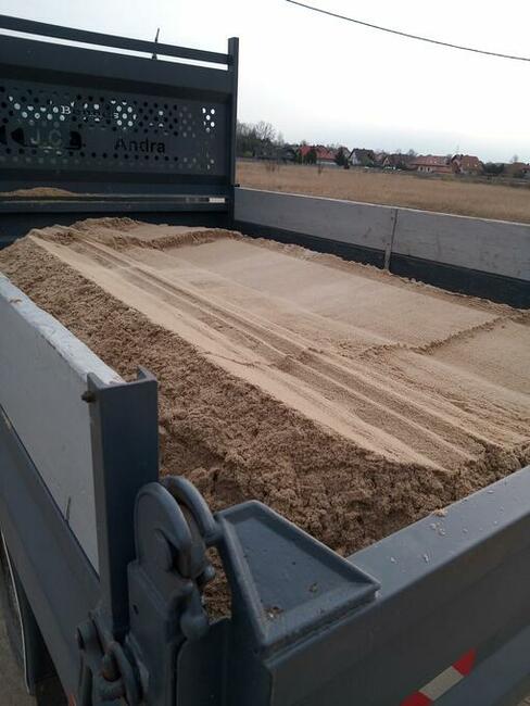 Transport wywrotką do 3t materiałow sypkich