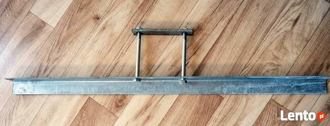 Kątownik do rusztowań sadowniczych