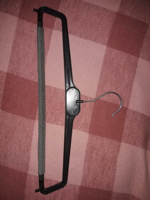 Wieszaki na ubrania nowe włoskie