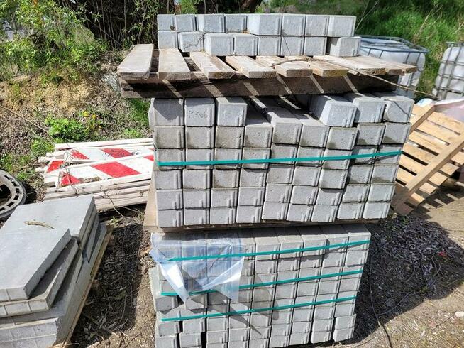 Kostka brukowa, płyty drogowe, chodnikowe, krawężniki, kręgi