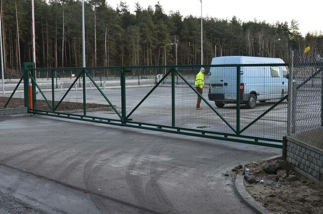 Bramy przesuwne bramy dwuskrzydłowe sprzedaż montaż