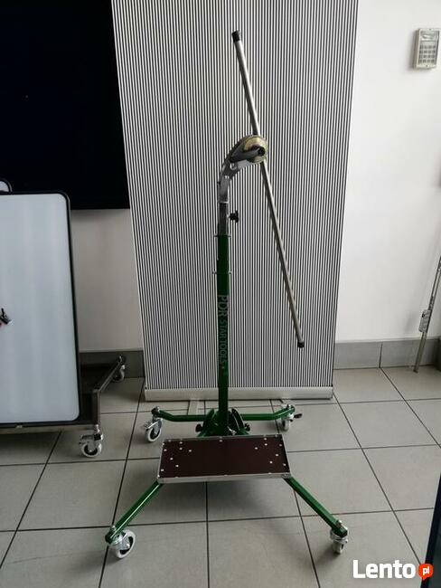 Lampa PdrStarTools na stojaku -