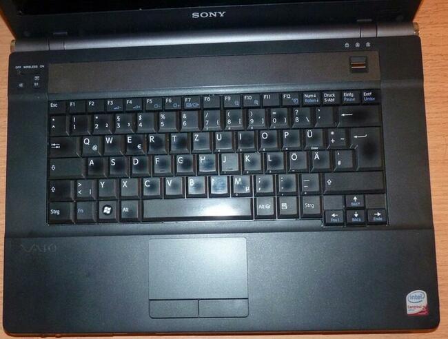 Laptop Sony VGN-BZ14XN 15 Intel Core 2 Duo 2 GB 250GB