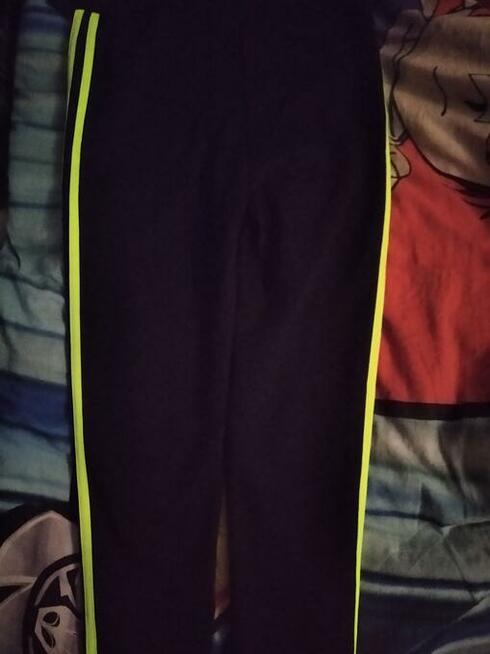 Nowe spodnie dresowe dziewczęce J.Style