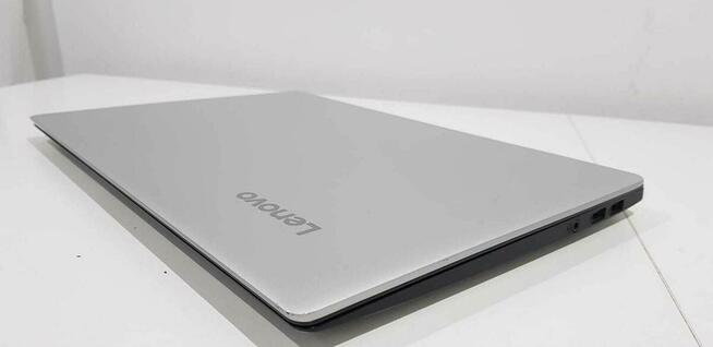 Laptop Lenovo 100s