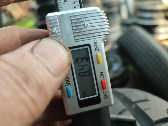 Opony Uniroyal Rain Max 195/70/ R15C