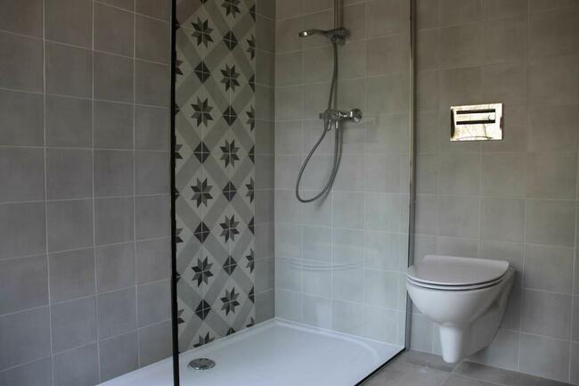 3 domy letniskowe blisko Wawy - 12 osób. Las, woda, hamaki