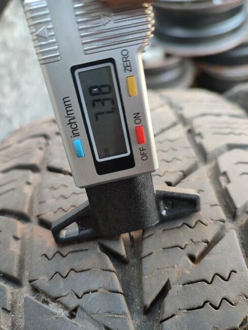 Opony Uniroyal Snow Max2 215/75/16C