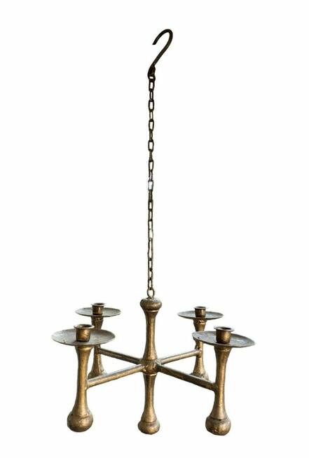 Ludowy świecznik wiszący z kutego żelaza