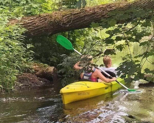 Agroturystyka_Pole namiotowe_Spływy kajakowe rzeką Wel