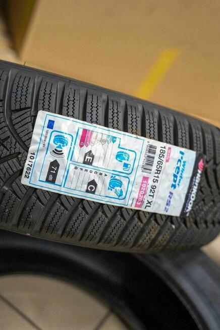 Opony Zimowe 4 Sztuki Hankook Winter I*cept Rs2 185/65 R15