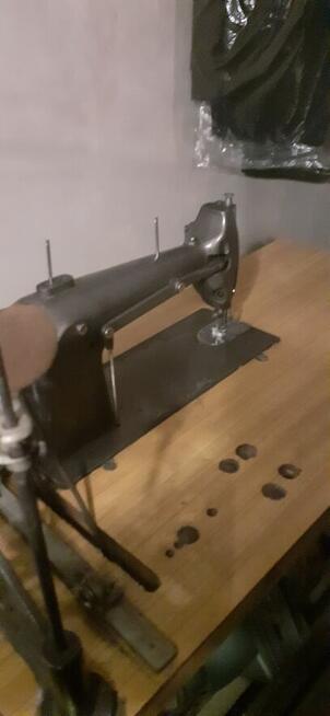 Maszyna do szycia na siłę