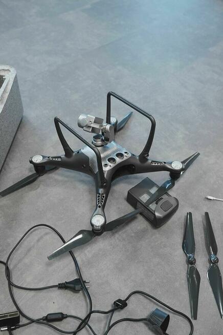 Dron DJI Phantom 4 Pro + Obsidian Edition + Tablet