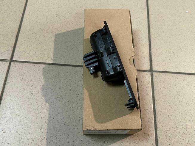 BMW F40 G30 G31 nowy mikrostyk klapy klamka