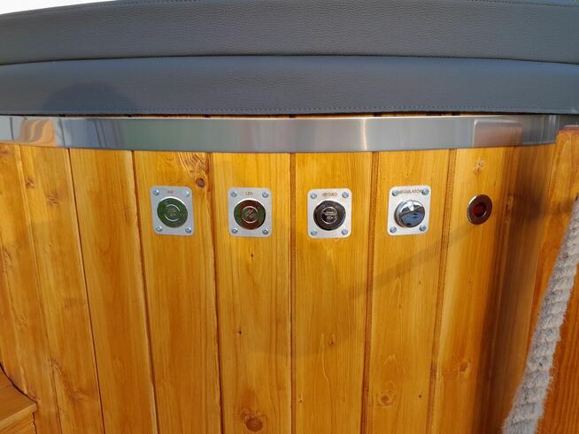 Balia mobilna jacuzzi