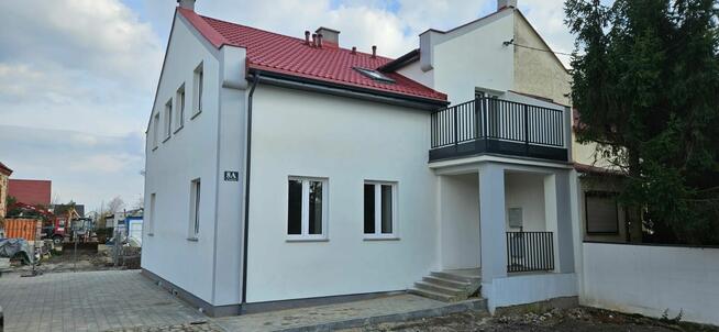 Działka inwestycyja z wyremontowanym budynkiem usługowo/biur