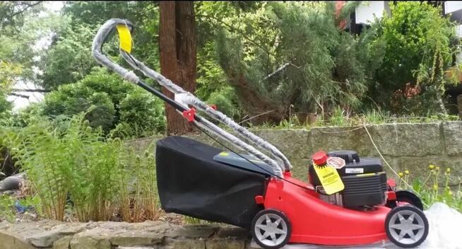 Nowa kosiarka spalinowa LEKKA dla starszych osób!