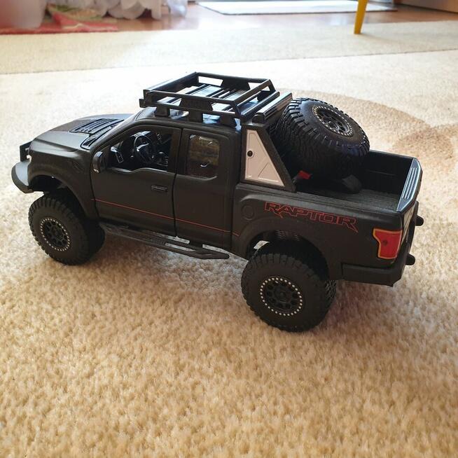 MAISTO 1:24 FORD F150 RAPTOR 2017 OFFROAD - na prezent !!!