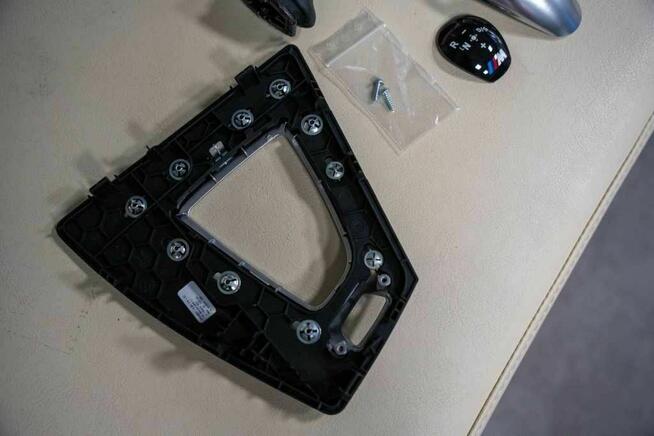 Bmw F87 Osłona Przełącznika Zmiany Biegów + Gałka Oryginał