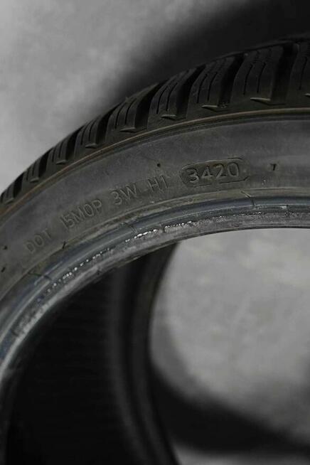 2 Opony Zimowe Hankook Winter I*cept Evo3 W330 235/35 R19