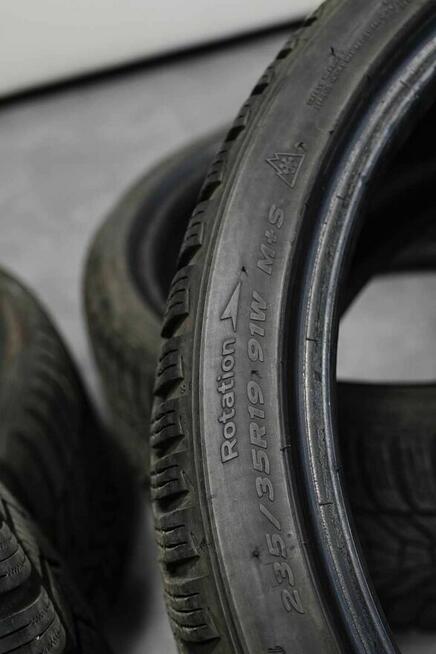 2 Opony Zimowe Hankook Winter I*cept Evo3 W330 235/35 R19