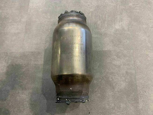 Wydech Końcowy Rura Tłumik Puszka Wydechu BMW 2 F22