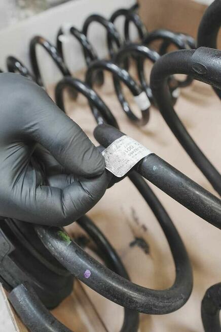 Oryginlane Sprężyny Komplet Przód Tył Mercedes G63 Amg 463