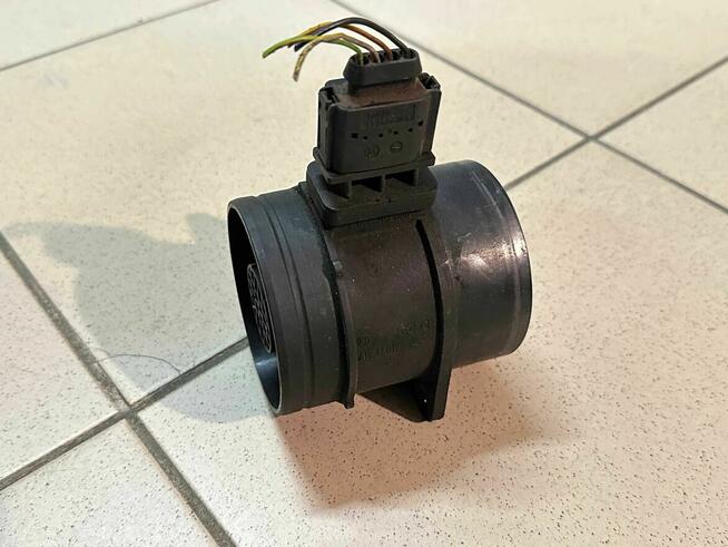 Przepływomierz masowy powietrza Bosch Audi VV Skoda