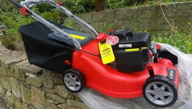 Nowa kosiarka spalinowa LEKKA dla starszych osób!