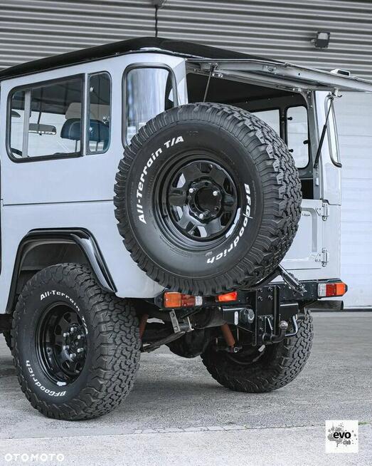 Toyota Land Cruiser FJ40 Benzyna 1980r Unikat