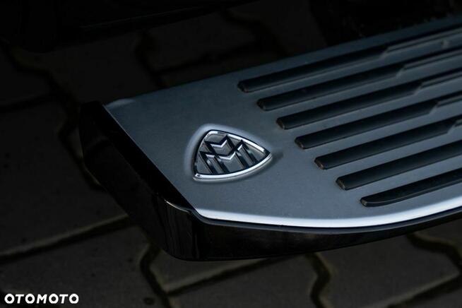 Mercedes-Benz GLS Maybach 600 4-Matic