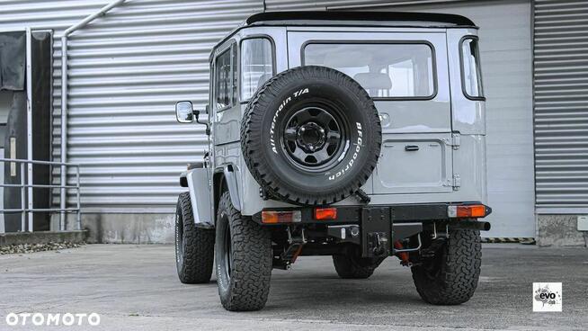 Toyota Land Cruiser FJ40 Benzyna 1980r Unikat