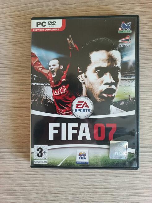 Gra FIFA 07 na PC lub DVD.