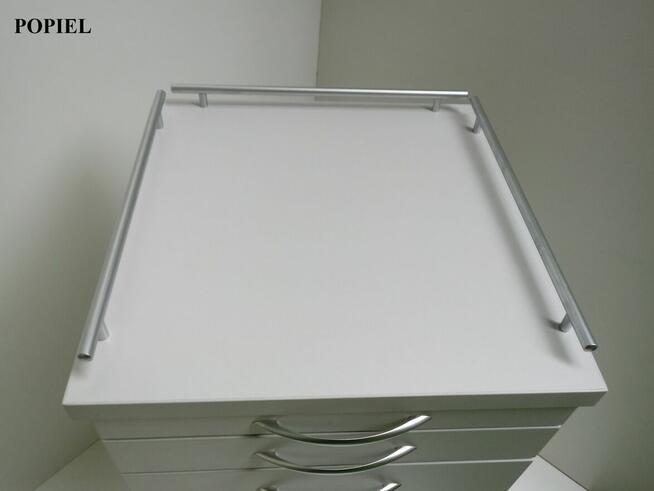 Asystor stomatologiczny biały popiel