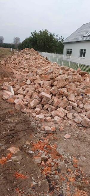 Budowa dróg grunowych, gruz rozbiórkowy, kruszony