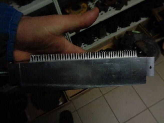 Grzebień klejowy na kreskę na płytę meblową Lignum